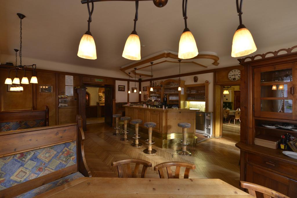 Gasthof Sonne Имст Экстерьер фото